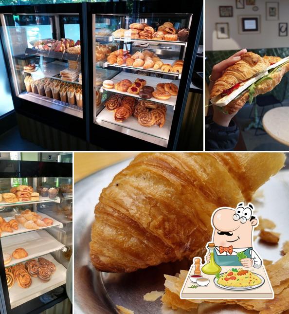 Gebäckvitrine und Frühstücks-Collage im Café Arnulfpark